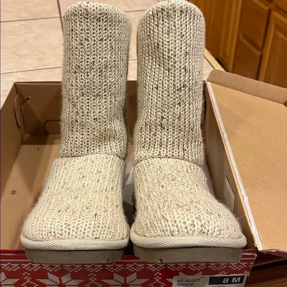 Arizona Jean Company Cream/Gold Sparkle Knit Women's Boots